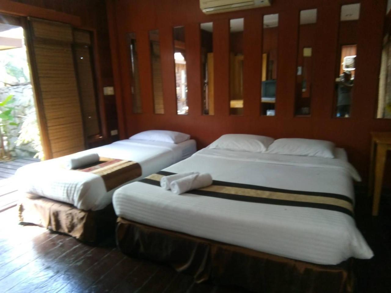 Prachuap Garden View Resort Прачуап Кири Кан Екстериор снимка