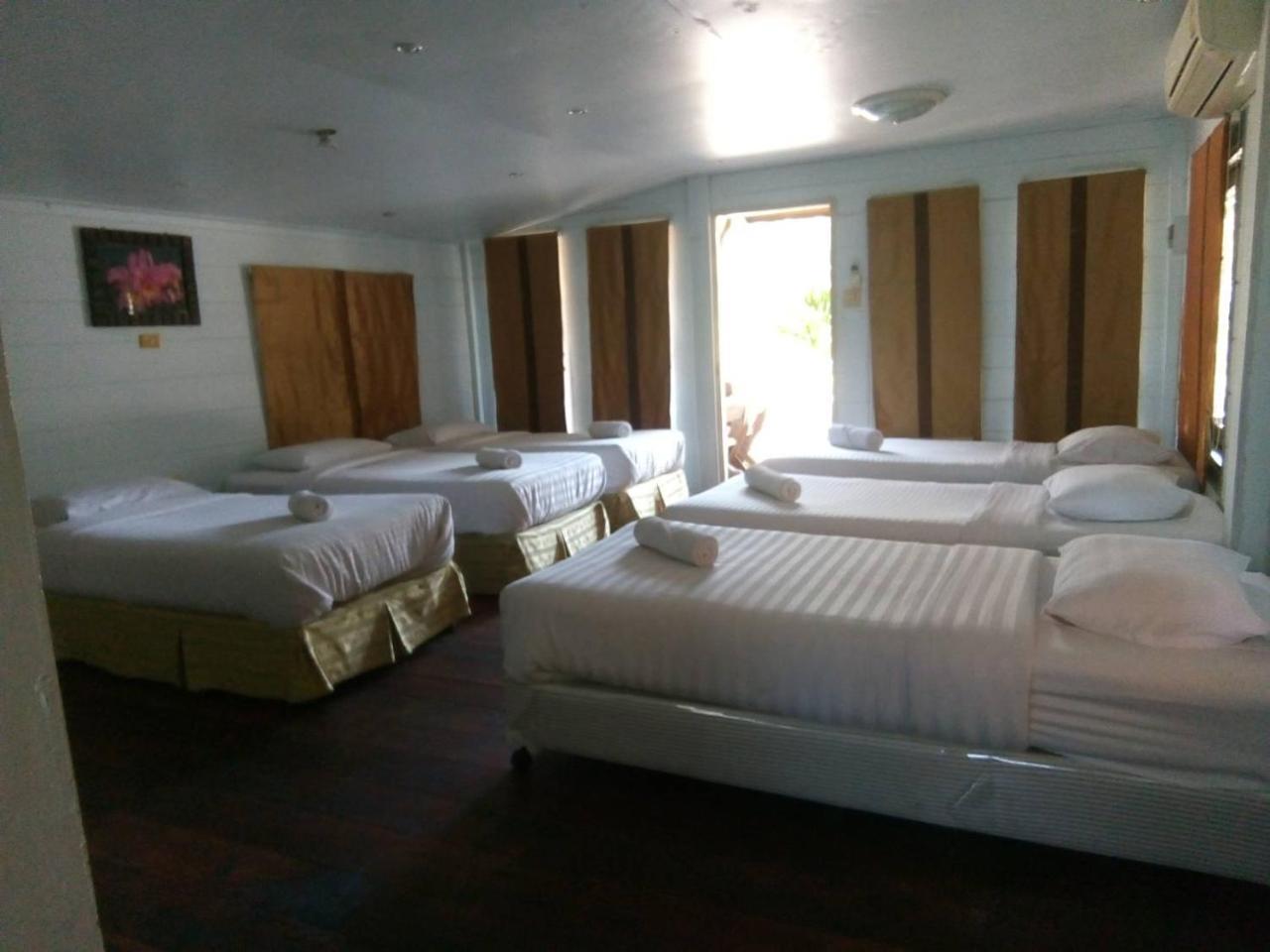 Prachuap Garden View Resort Прачуап Кири Кан Екстериор снимка