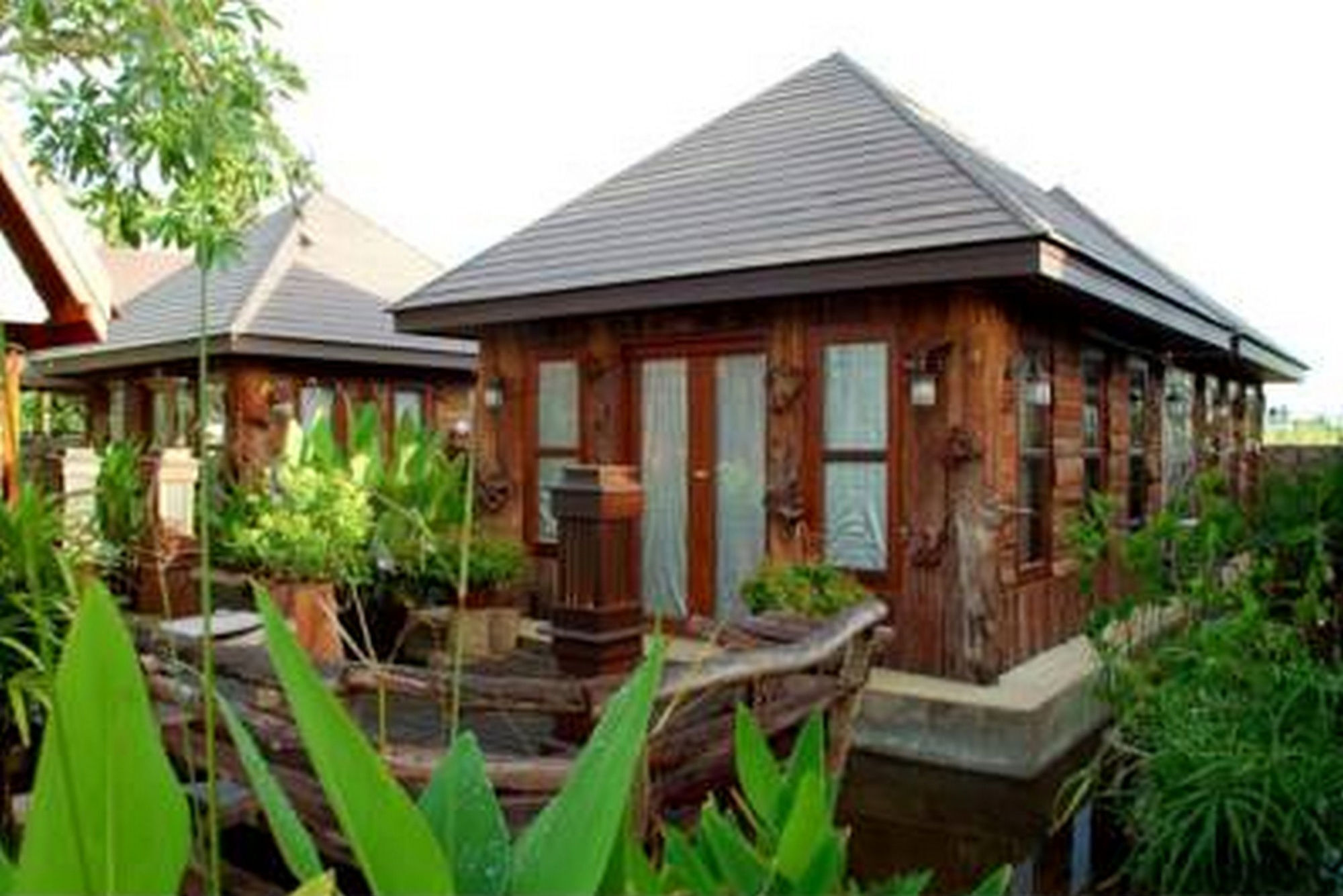 Prachuap Garden View Resort Прачуап Кири Кан Екстериор снимка