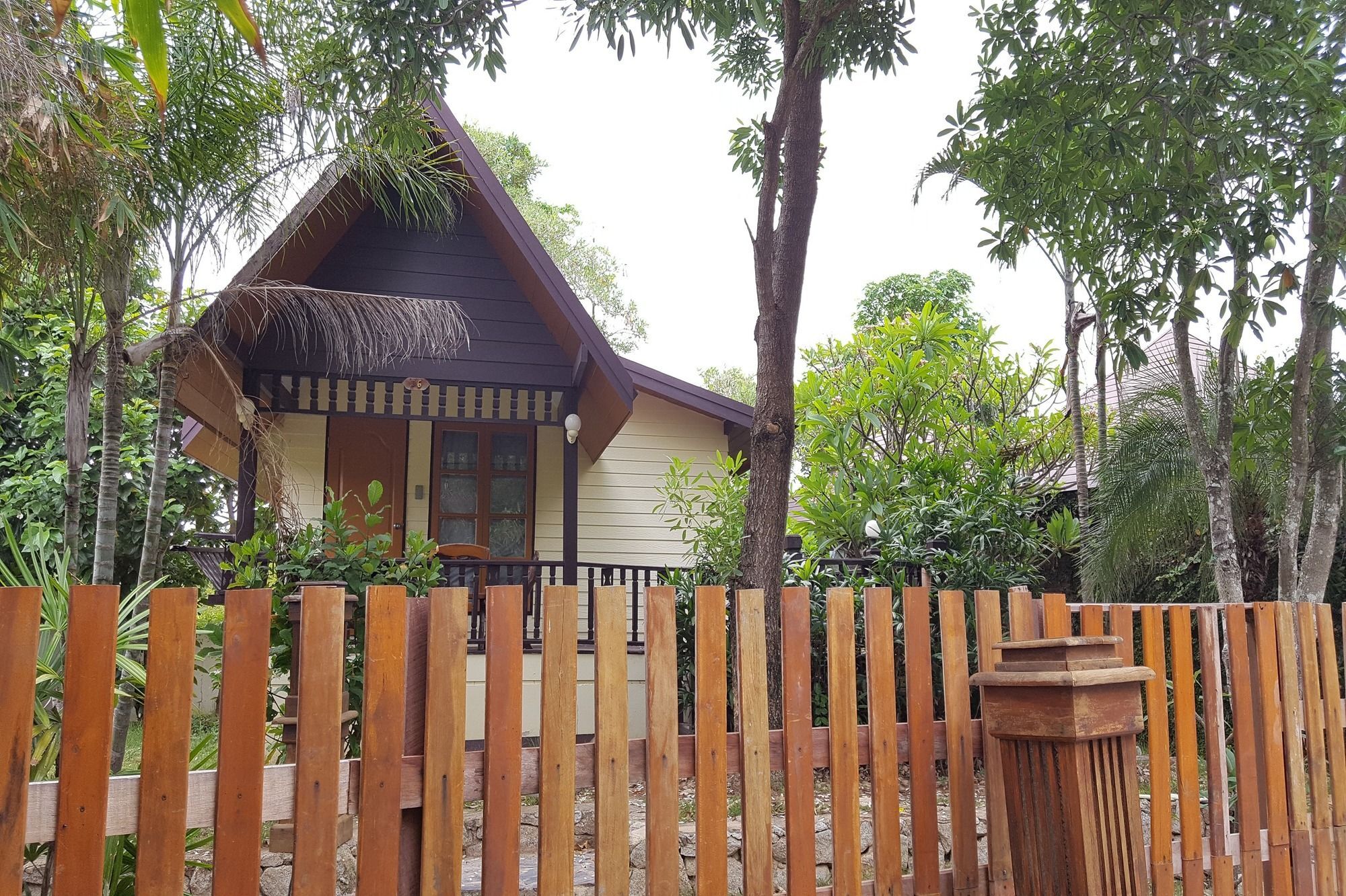 Prachuap Garden View Resort Прачуап Кири Кан Екстериор снимка