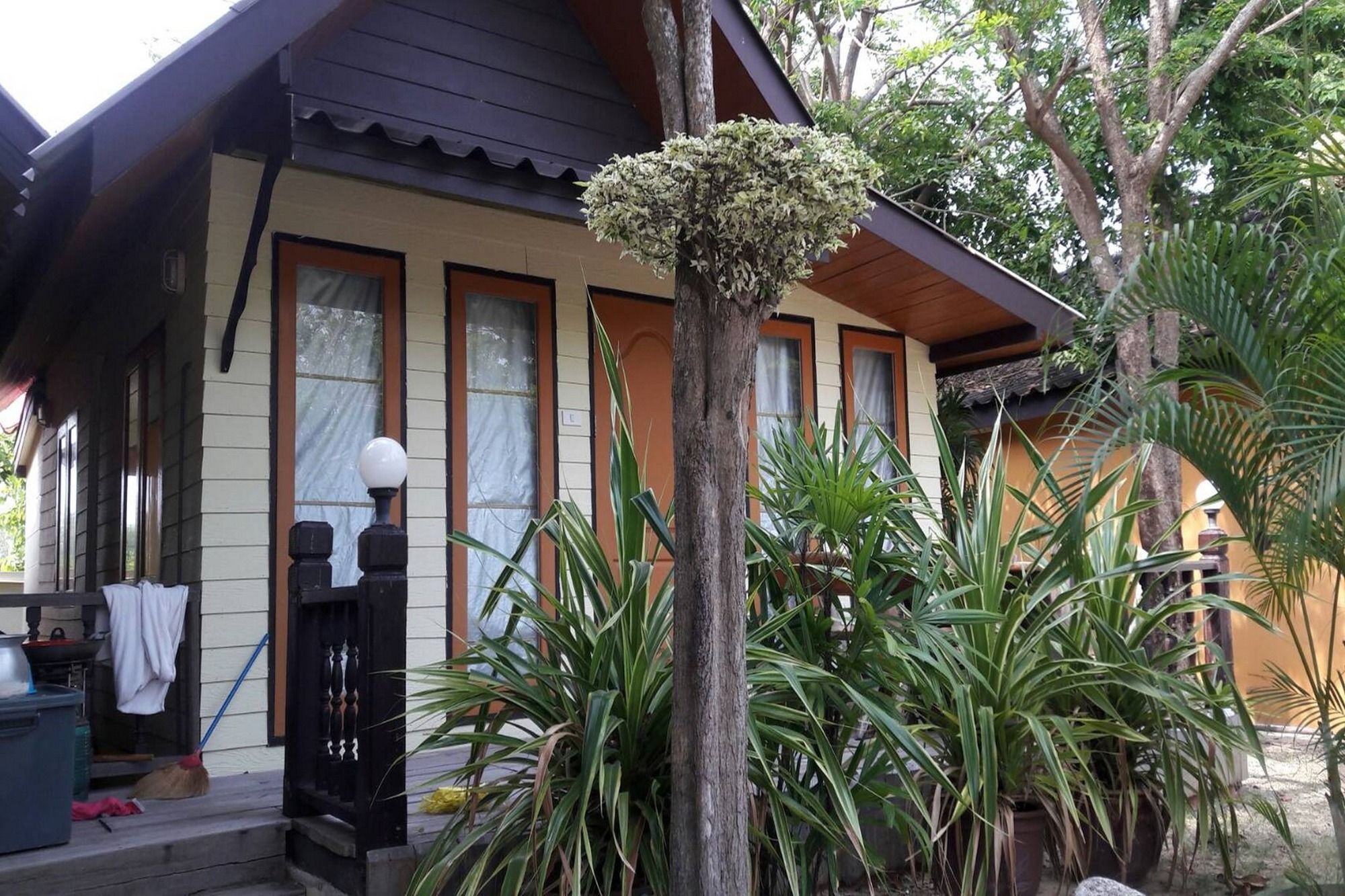 Prachuap Garden View Resort Прачуап Кири Кан Екстериор снимка